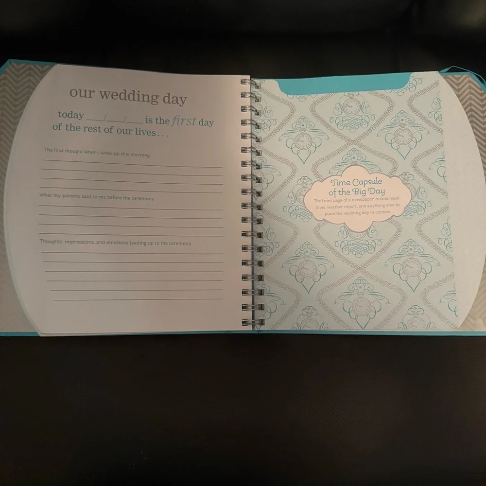 NewBlue Bride To Be Book - Picture 5 of 5